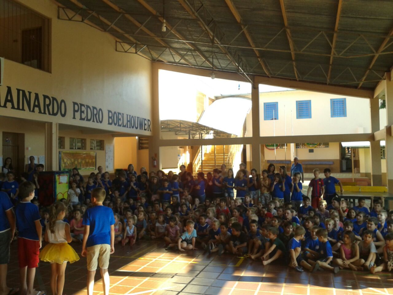 OFICINA DE DANÇA E TEATRO DA ESCOLA MAINARDO